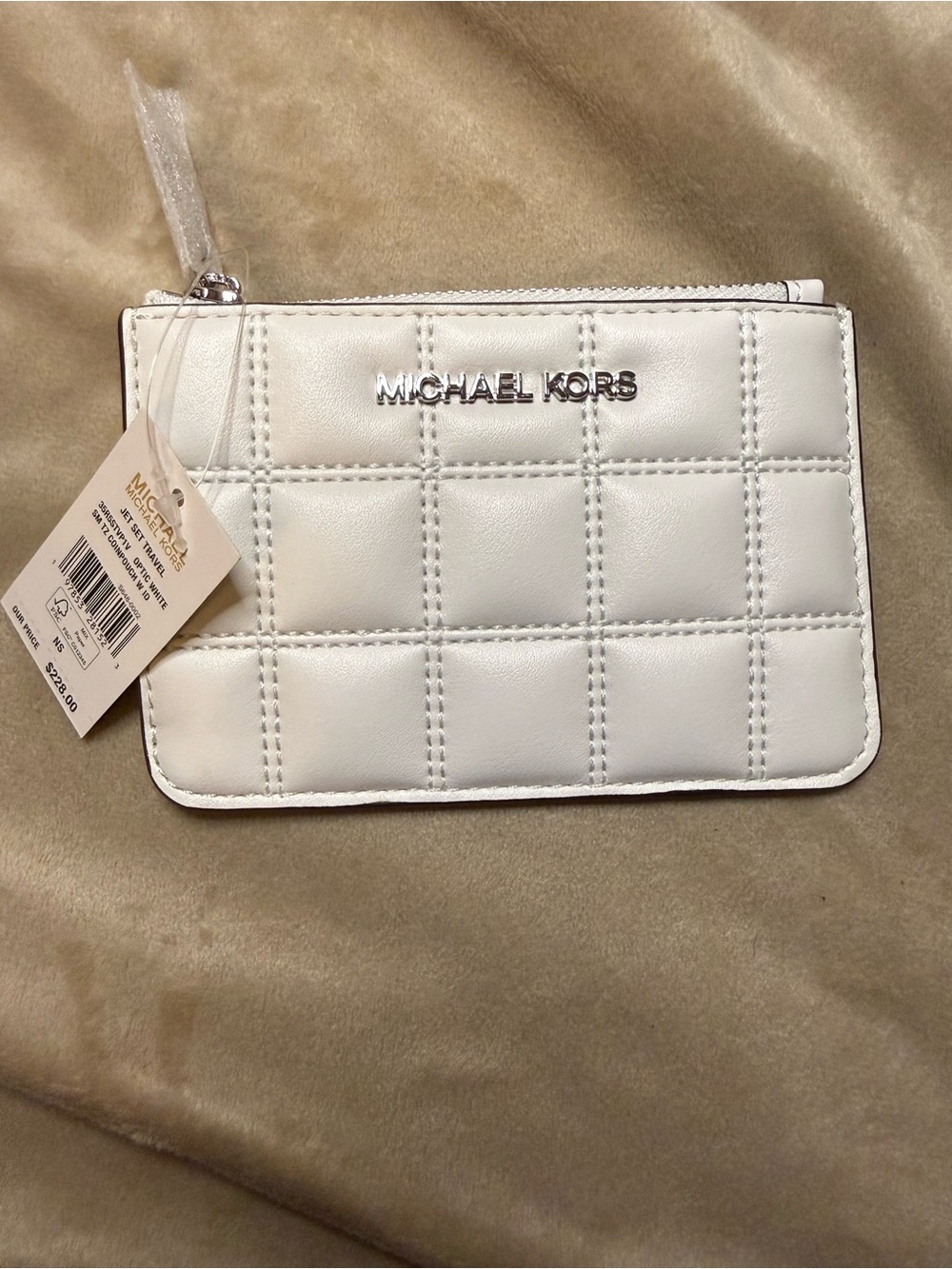 Michael Kors Quilted White Leather Card Wallet with ID Window NWT🔥